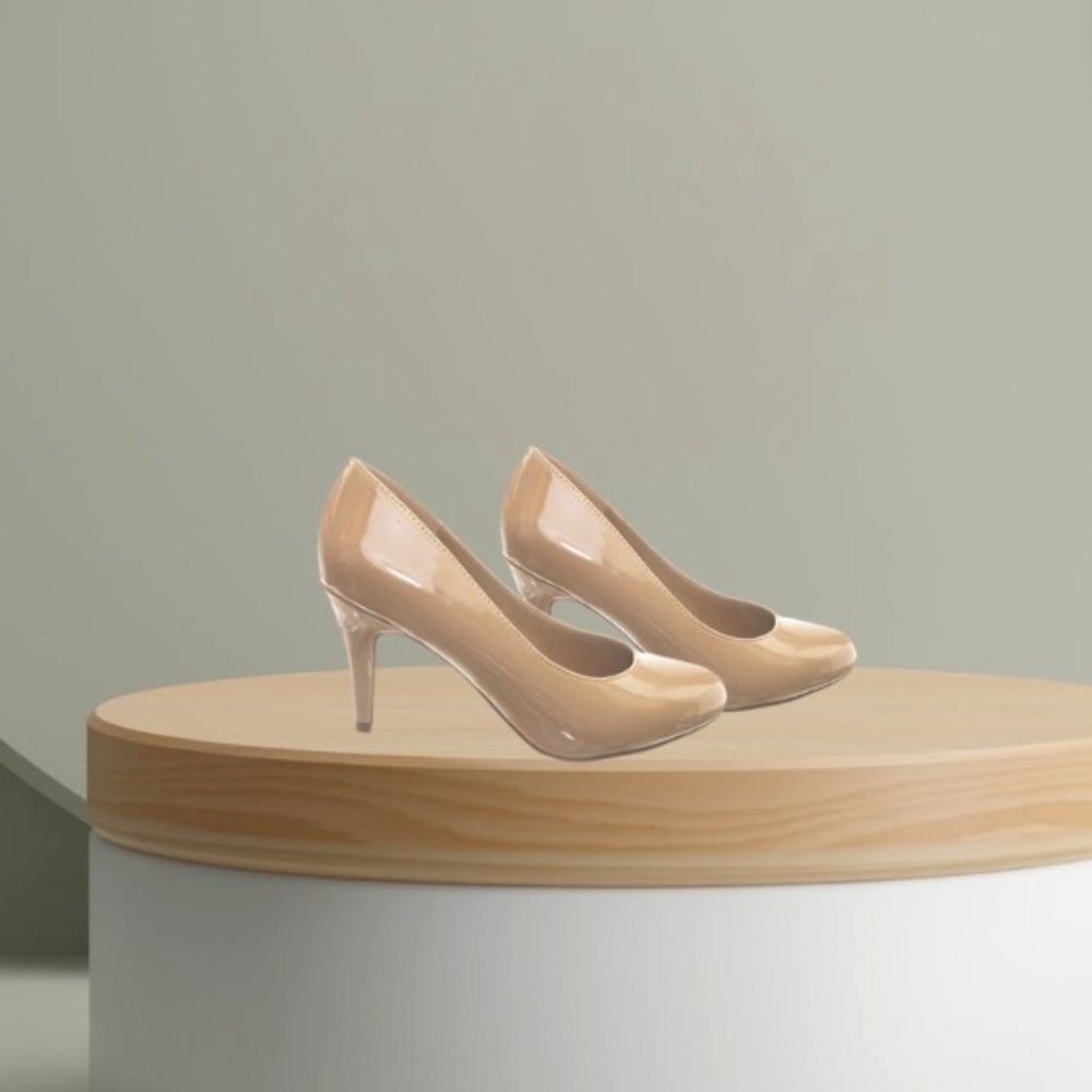 Padded Mid Heel Round Toe Dress Pump